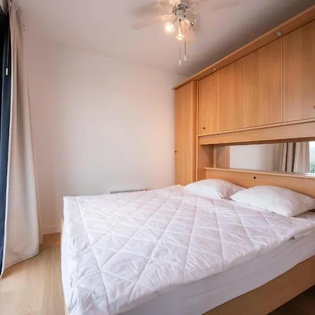 Apartman Delfien A *